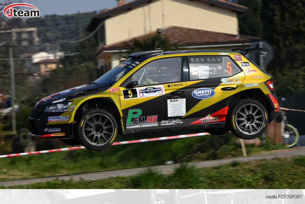 Al Bardolino bicchiere mezzo pieno per Jteam Al Bardolino bicchiere mezzo pieno per Jteam